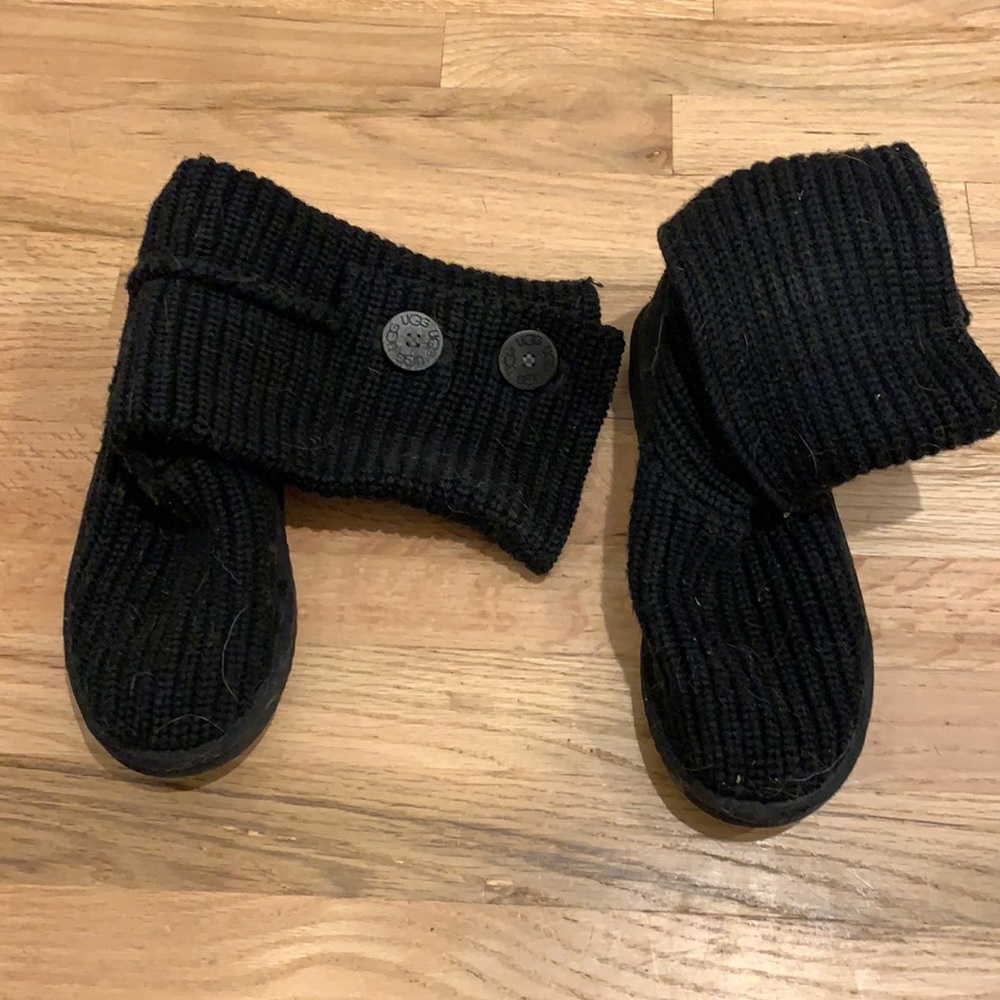 UGG Boots - Black knit - size 6